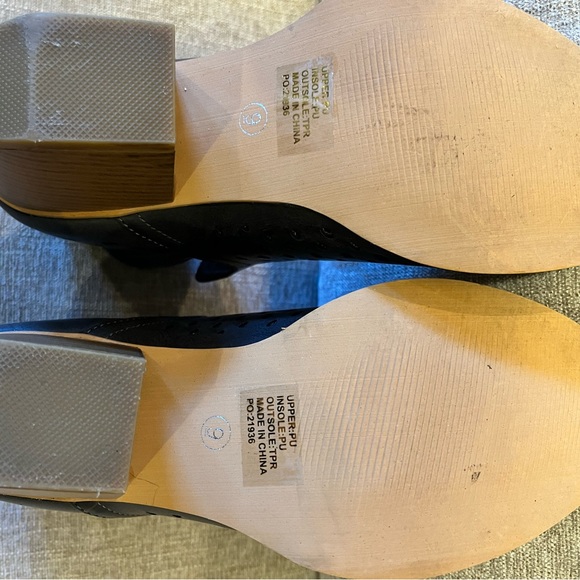 Booties - Picture 5 of 6